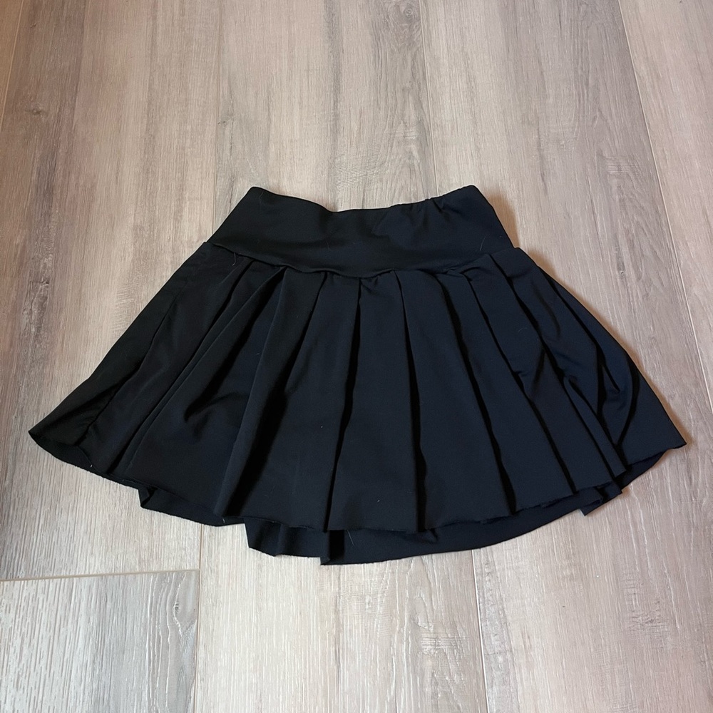 Black Pleated Mini Skirt